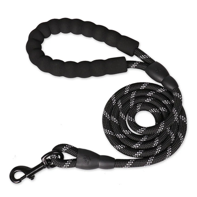 Reflective Dog Leash - Strong & Durable for All Sizes